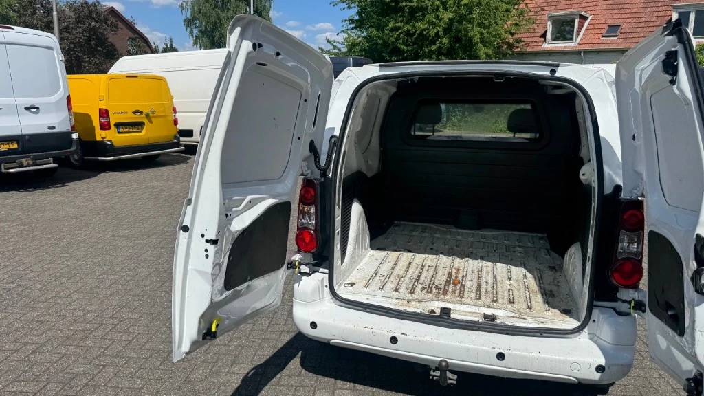 Hoofdafbeelding Peugeot Partner