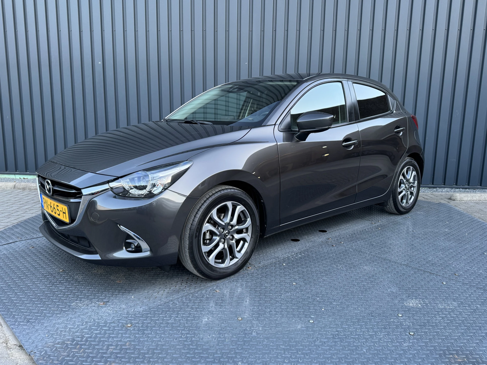 Hoofdafbeelding Mazda 2