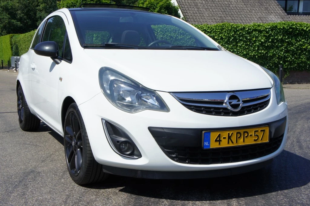 Hoofdafbeelding Opel Corsa