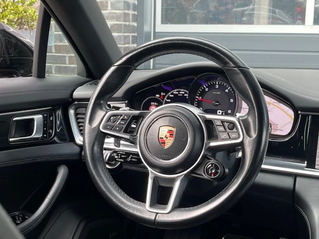 Hoofdafbeelding Porsche Panamera