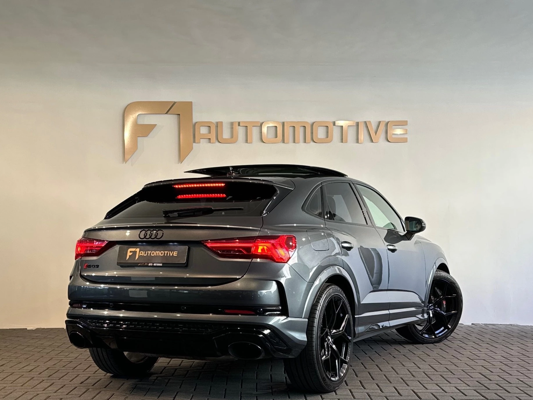 Hoofdafbeelding Audi RSQ3