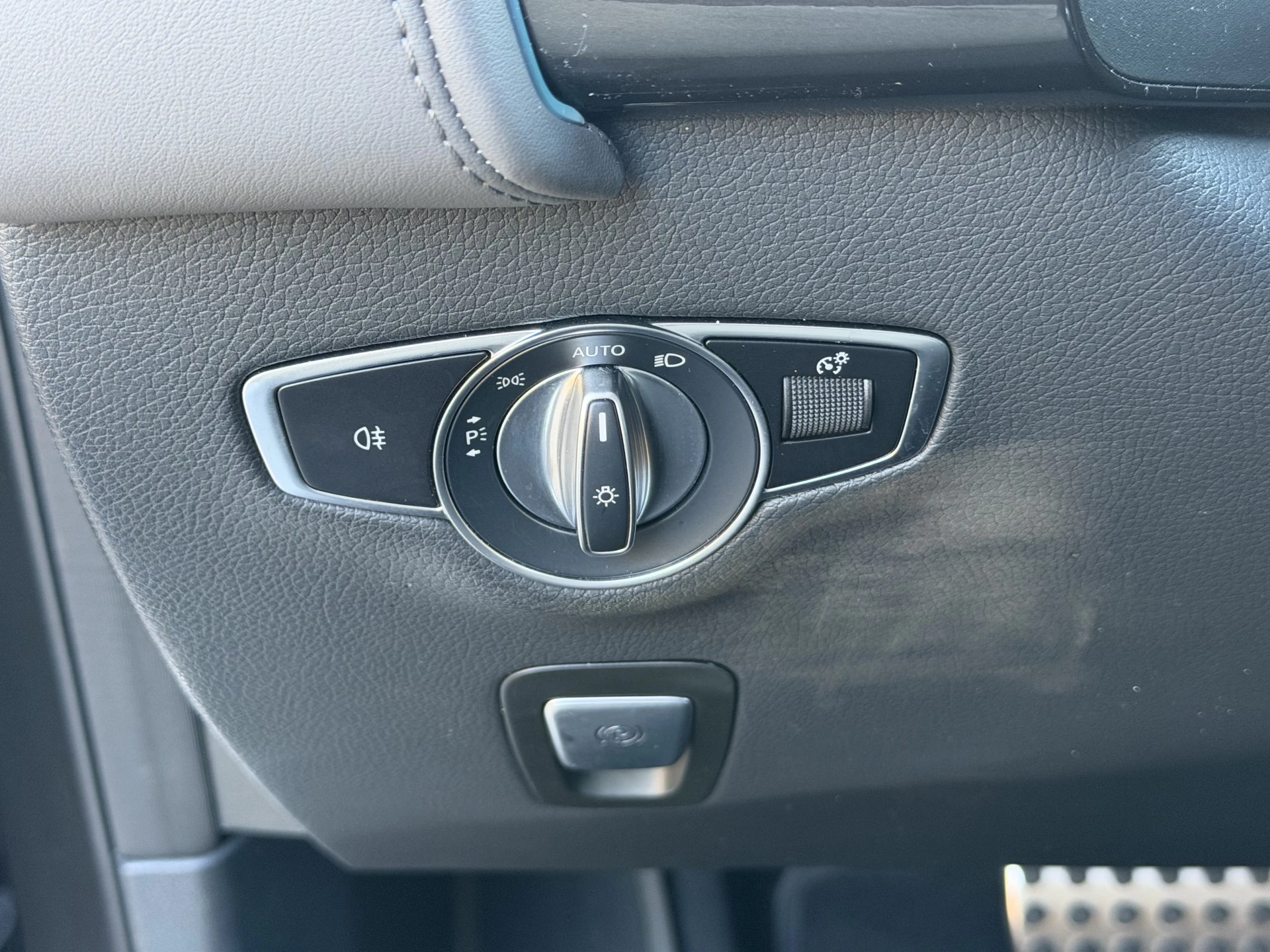 Hoofdafbeelding Mercedes-Benz EQC