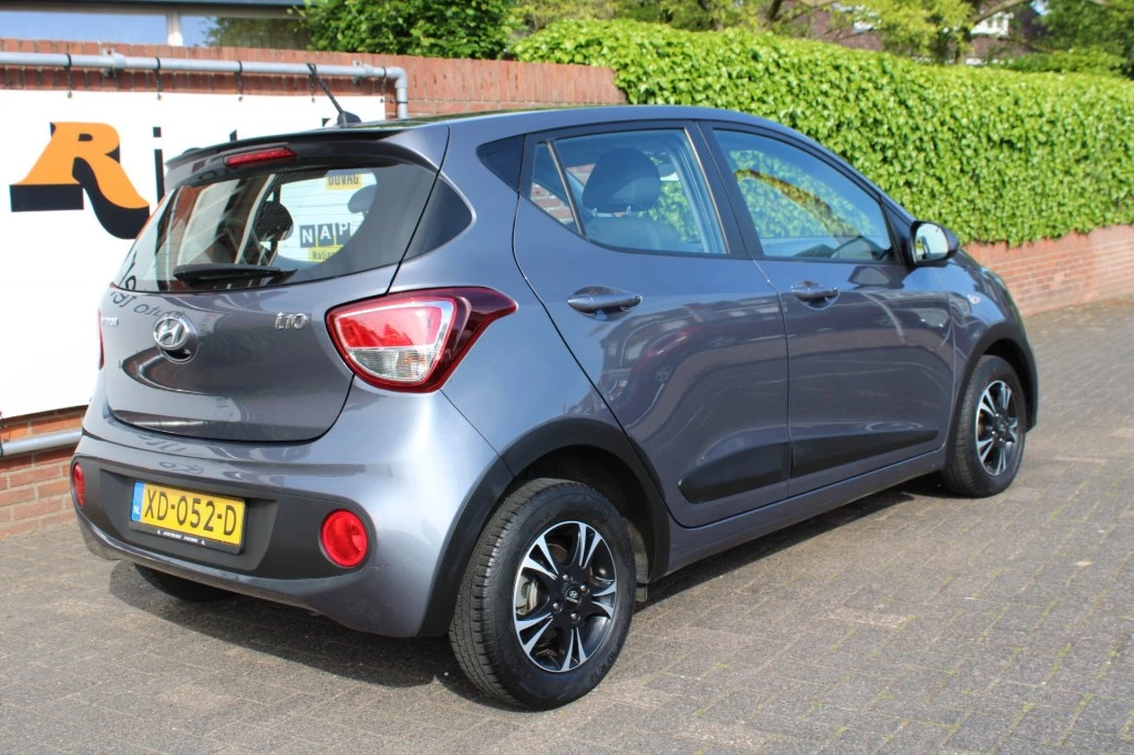 Hoofdafbeelding Hyundai i10