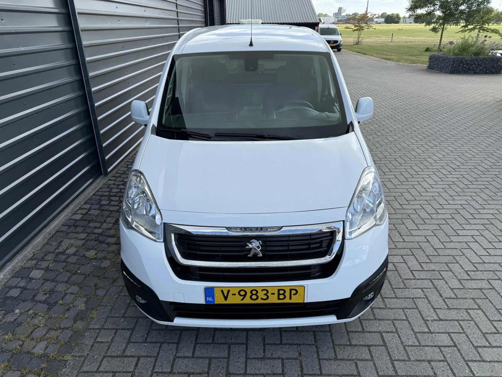 Hoofdafbeelding Peugeot Partner