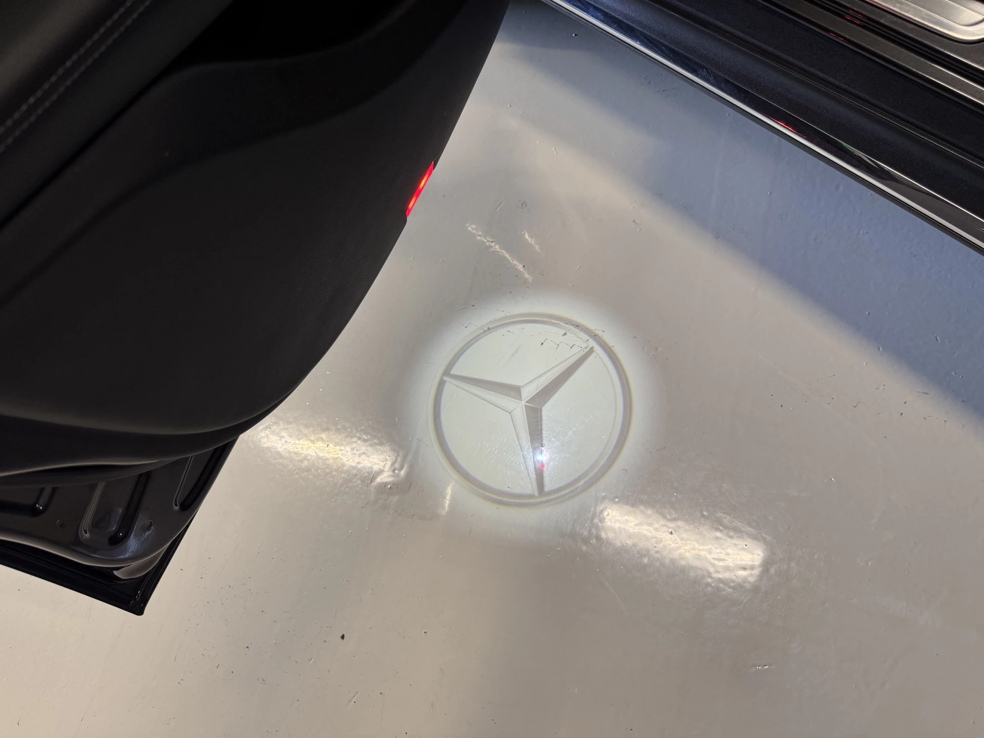 Hoofdafbeelding Mercedes-Benz EQC