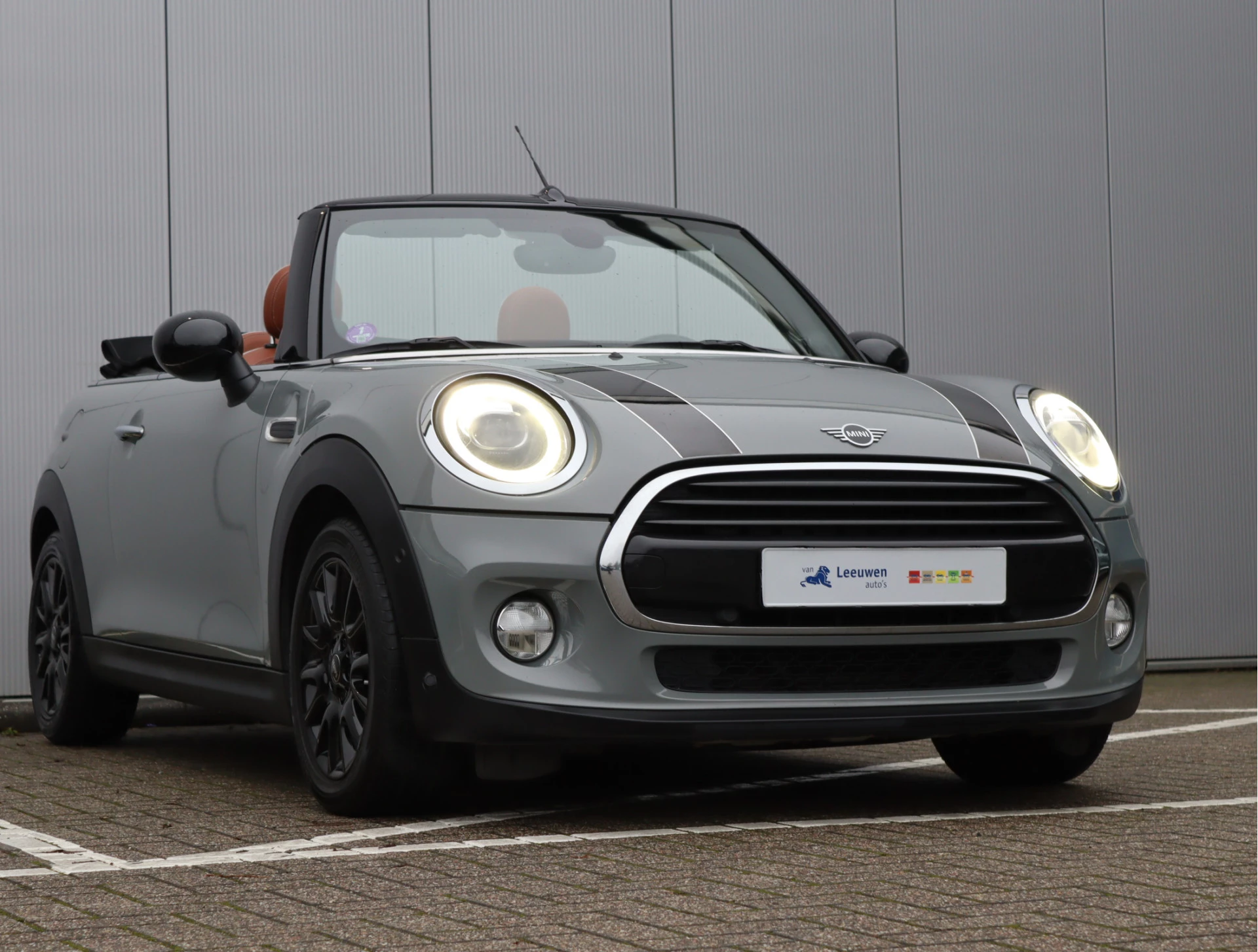 Hoofdafbeelding MINI Cooper Cabrio