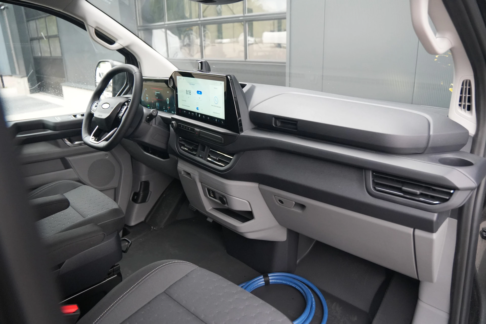 Hoofdafbeelding Ford E-Transit Custom