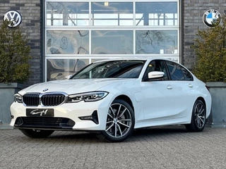 BMW 3 Serie 330E 252PK SPORTLINE - LEDER - ORG. NL. - STOELVERW.