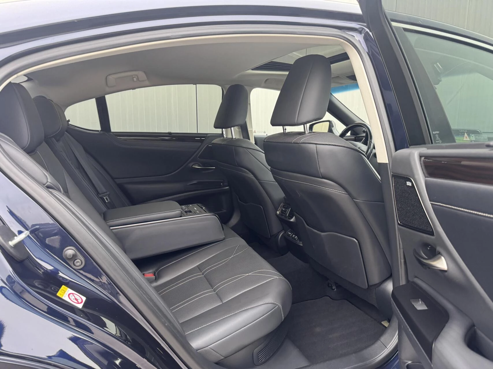 Hoofdafbeelding Lexus ES