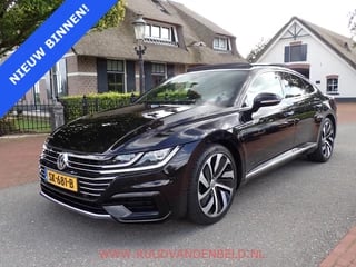 Hoofdafbeelding Volkswagen Arteon Volkswagen Arteon 2.0TDI R-LINE PANODAK/ACC/CAMERA/TREKHAAK