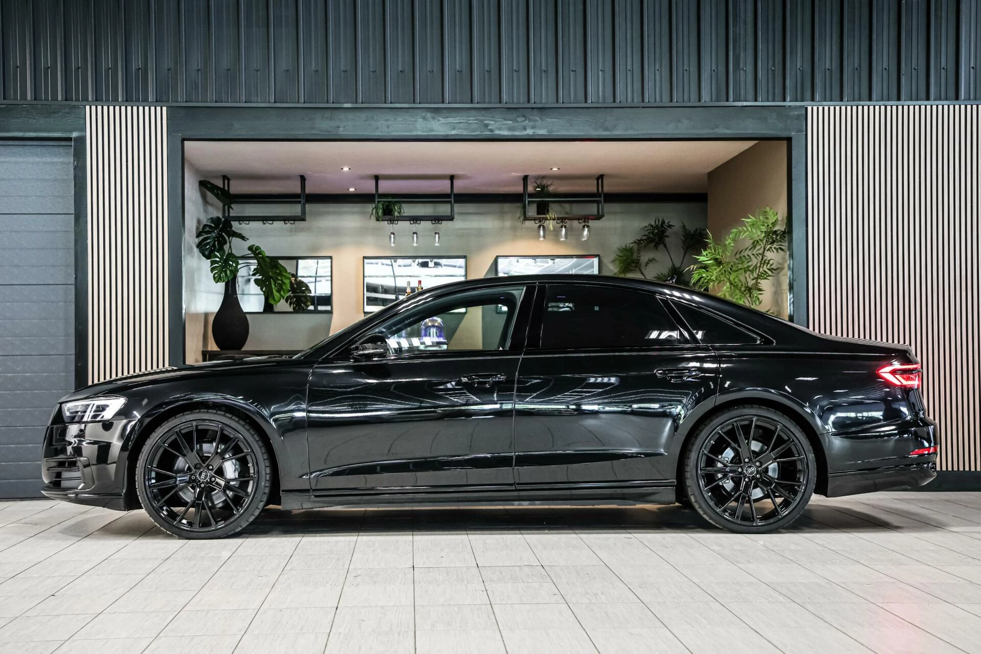 Hoofdafbeelding Audi A8