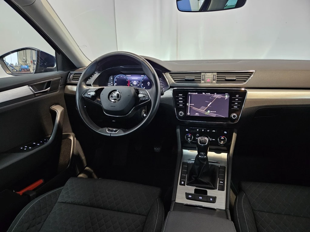 Hoofdafbeelding Škoda Superb