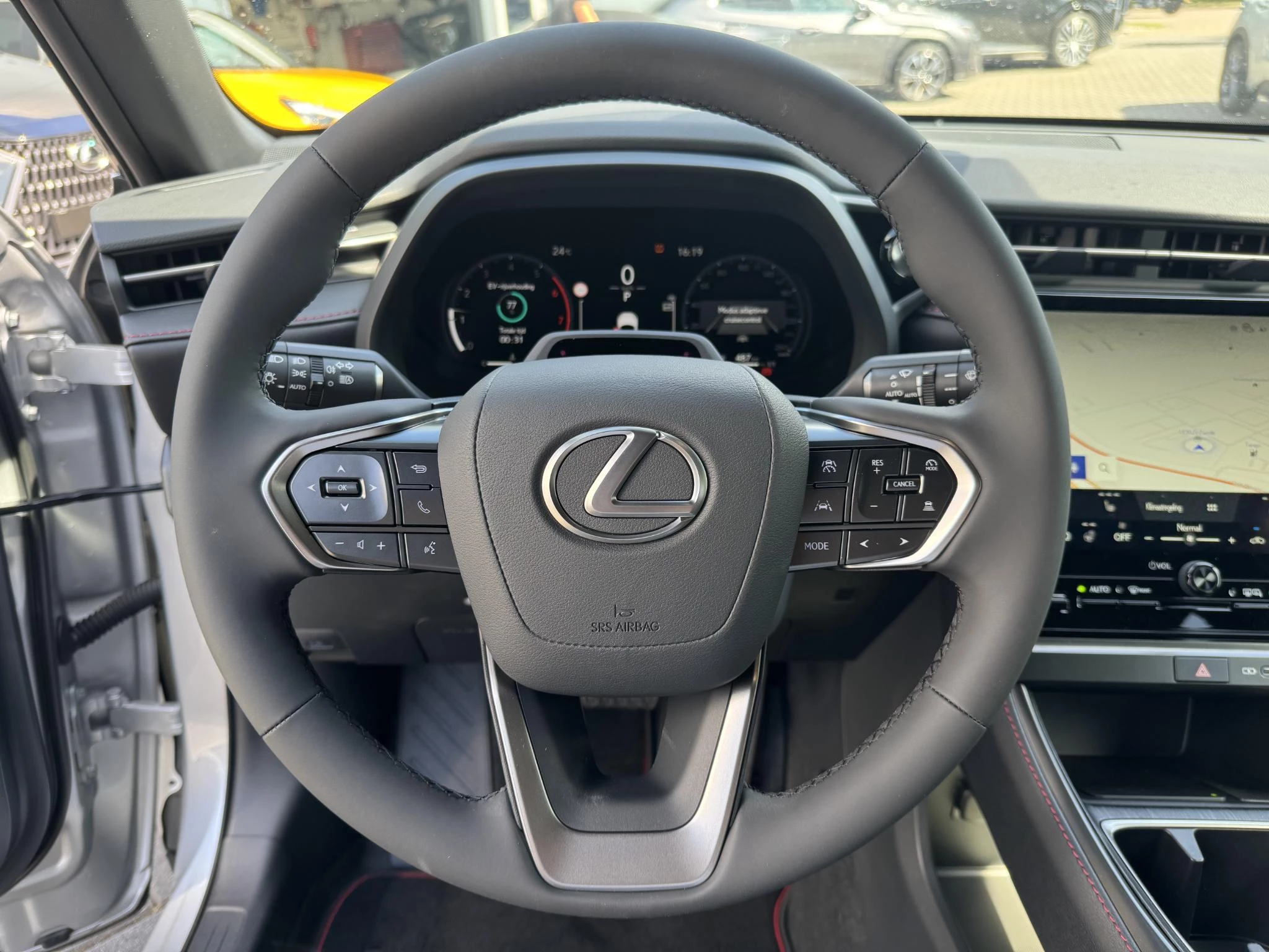Hoofdafbeelding Lexus LBX