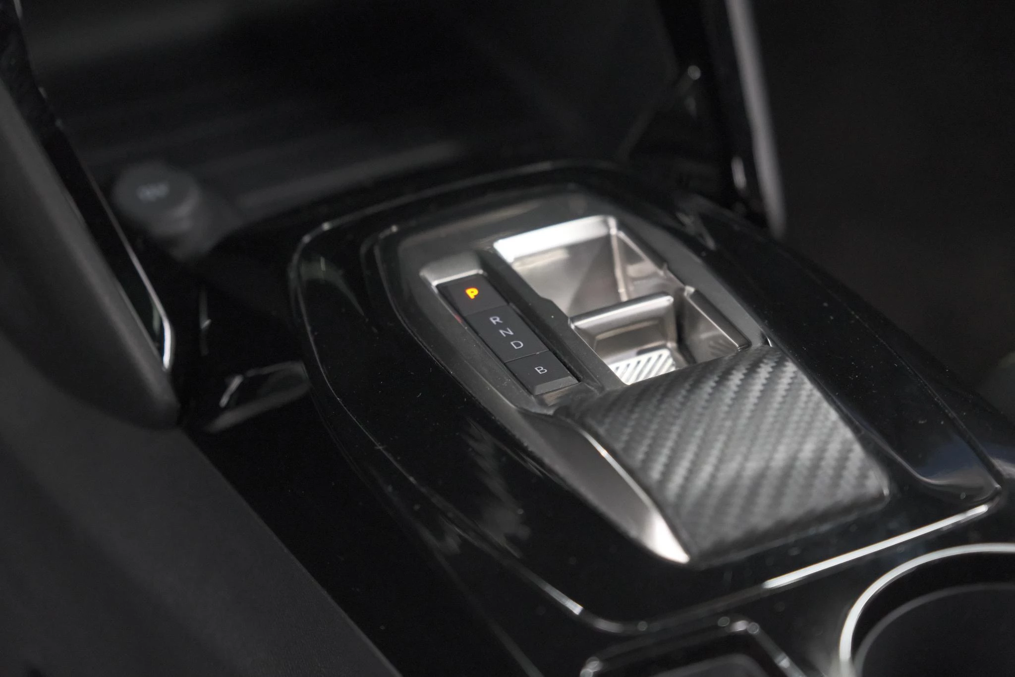 Hoofdafbeelding Peugeot e-2008