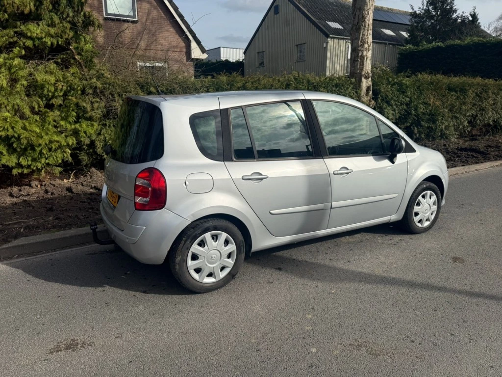 Hoofdafbeelding Renault Modus