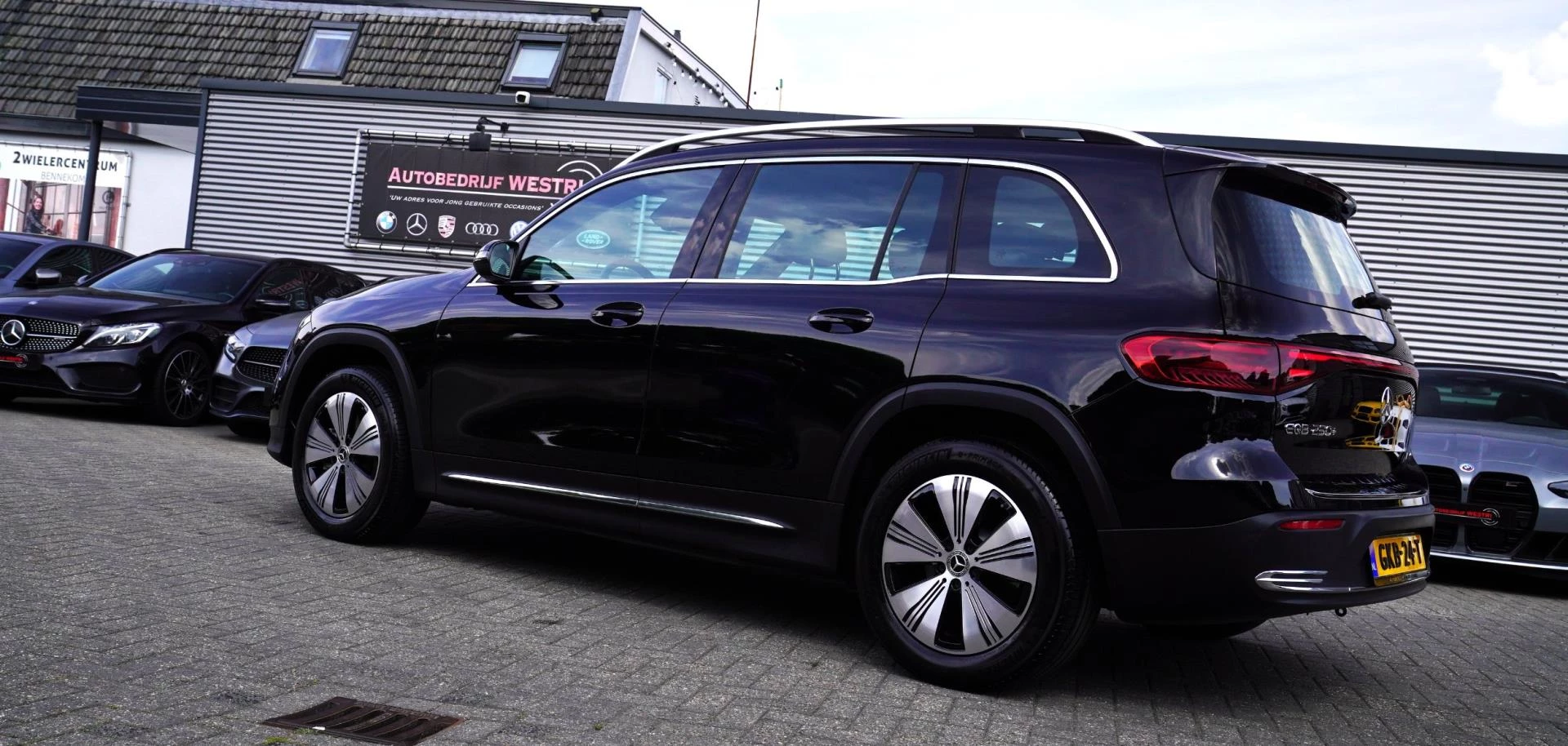 Hoofdafbeelding Mercedes-Benz EQB