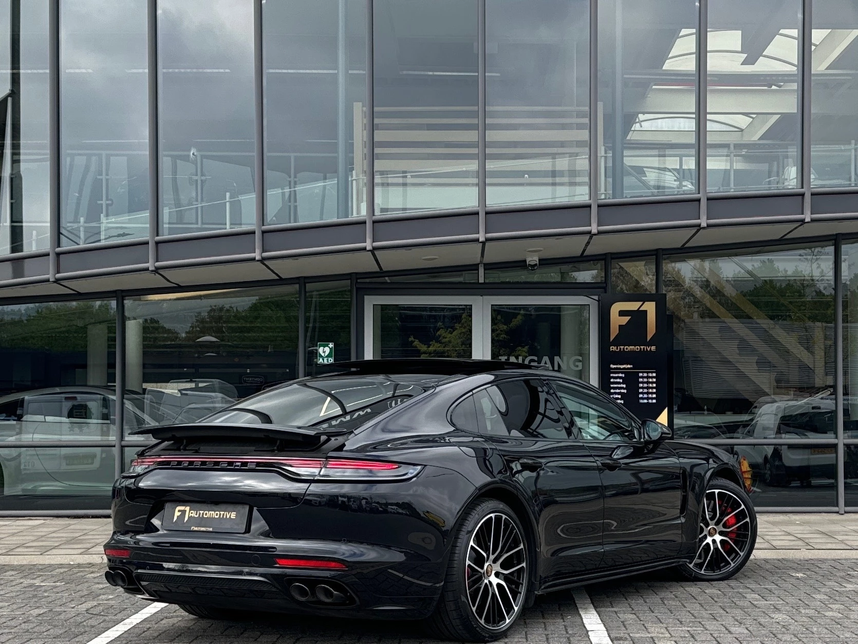 Hoofdafbeelding Porsche Panamera