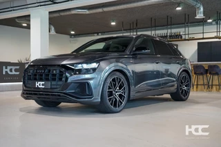 Audi Q8 50 TDI | S-Line | S-Stoelen | Soft Close | Pano