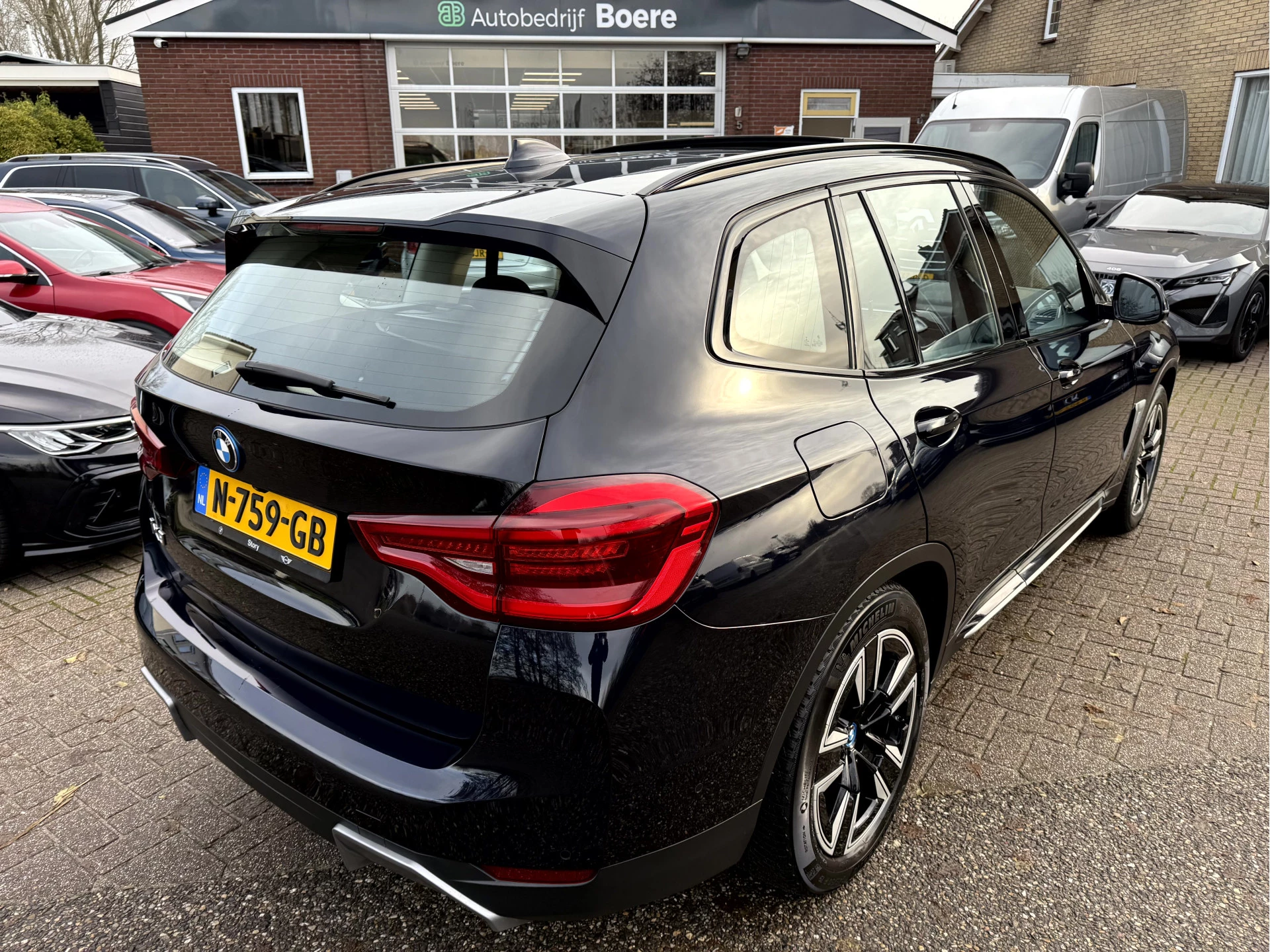 Hoofdafbeelding BMW iX3