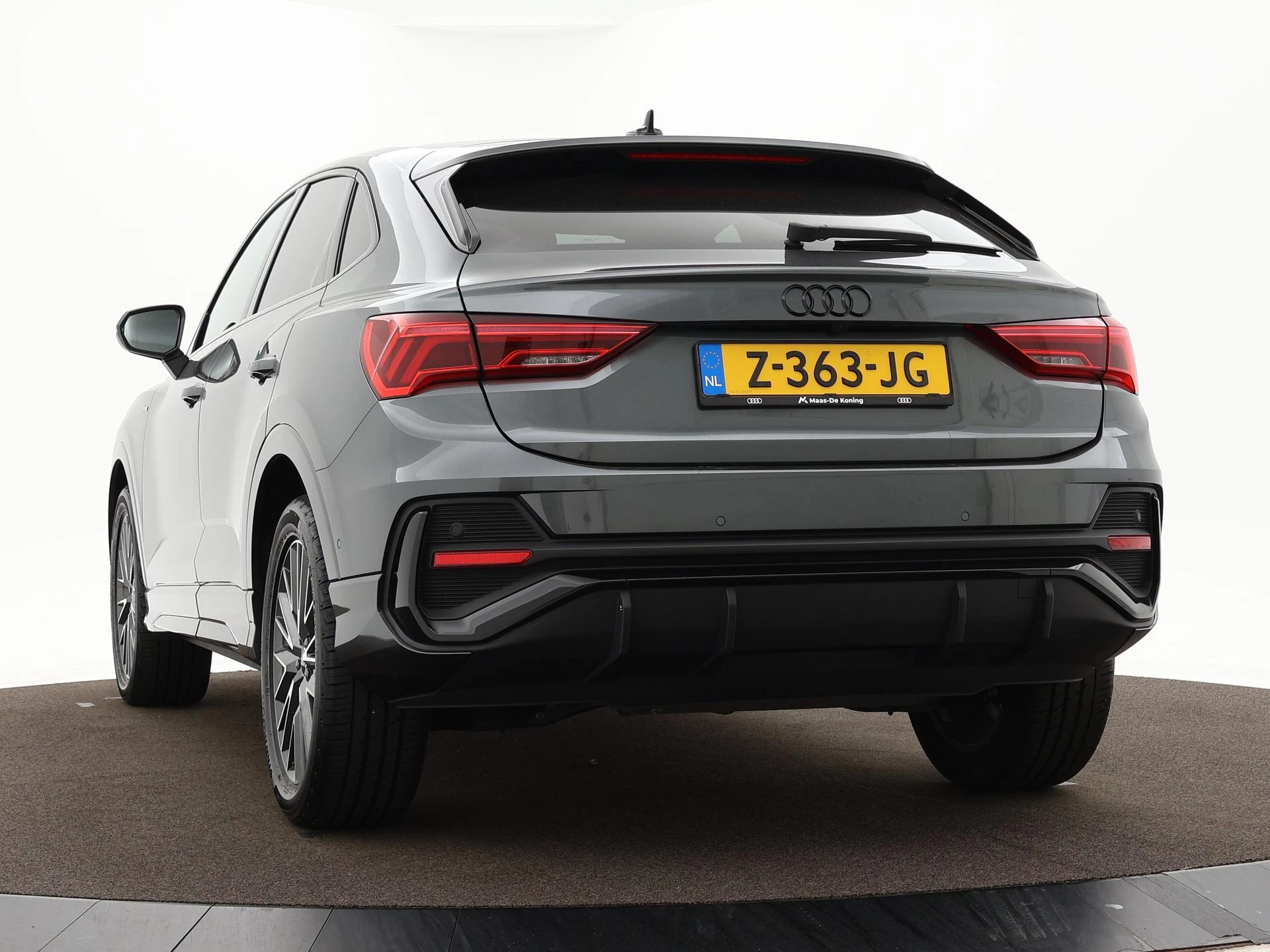 Hoofdafbeelding Audi Q3