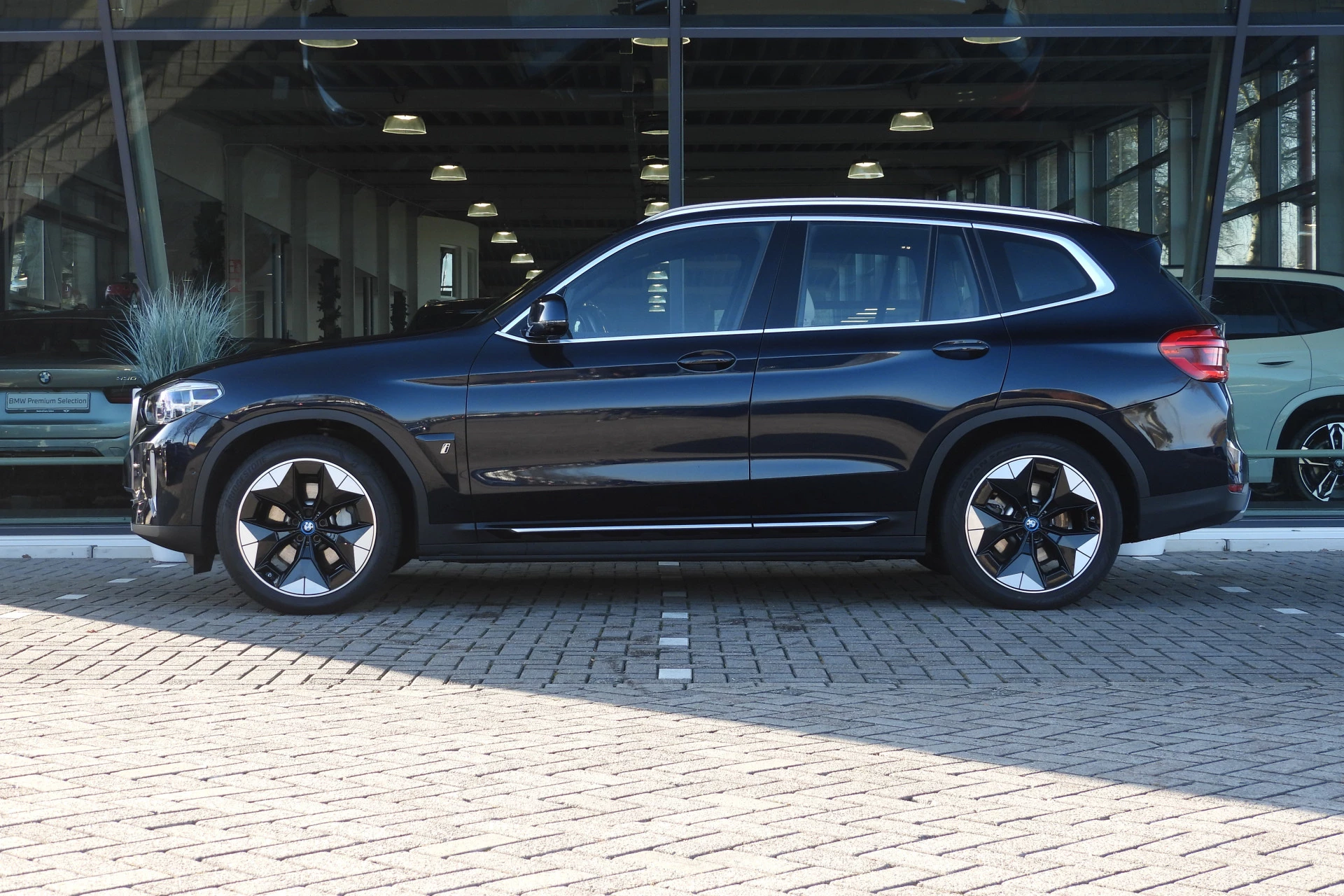 Hoofdafbeelding BMW iX3