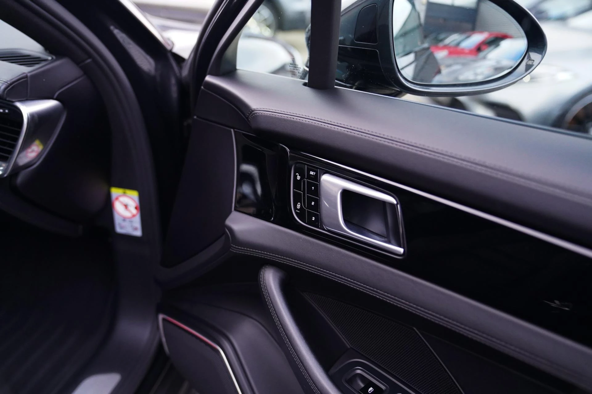 Hoofdafbeelding Porsche Panamera