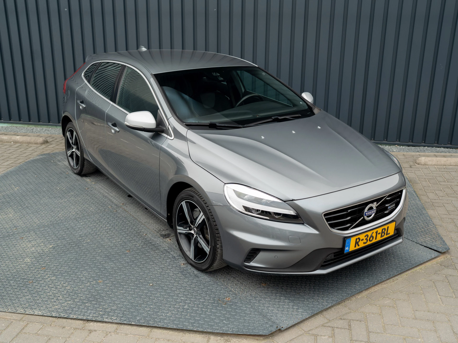 Hoofdafbeelding Volvo V40