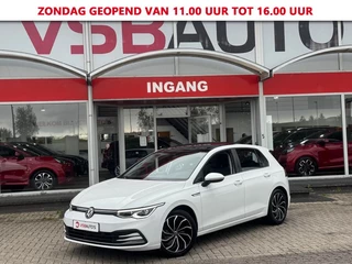 Volkswagen Golf 1.5 TSI ACT. 150PK 1STE-EDITION NAVI PANO-DAK TREKHAAK DIGITALE-SCHERM AIRCO LMV PDC