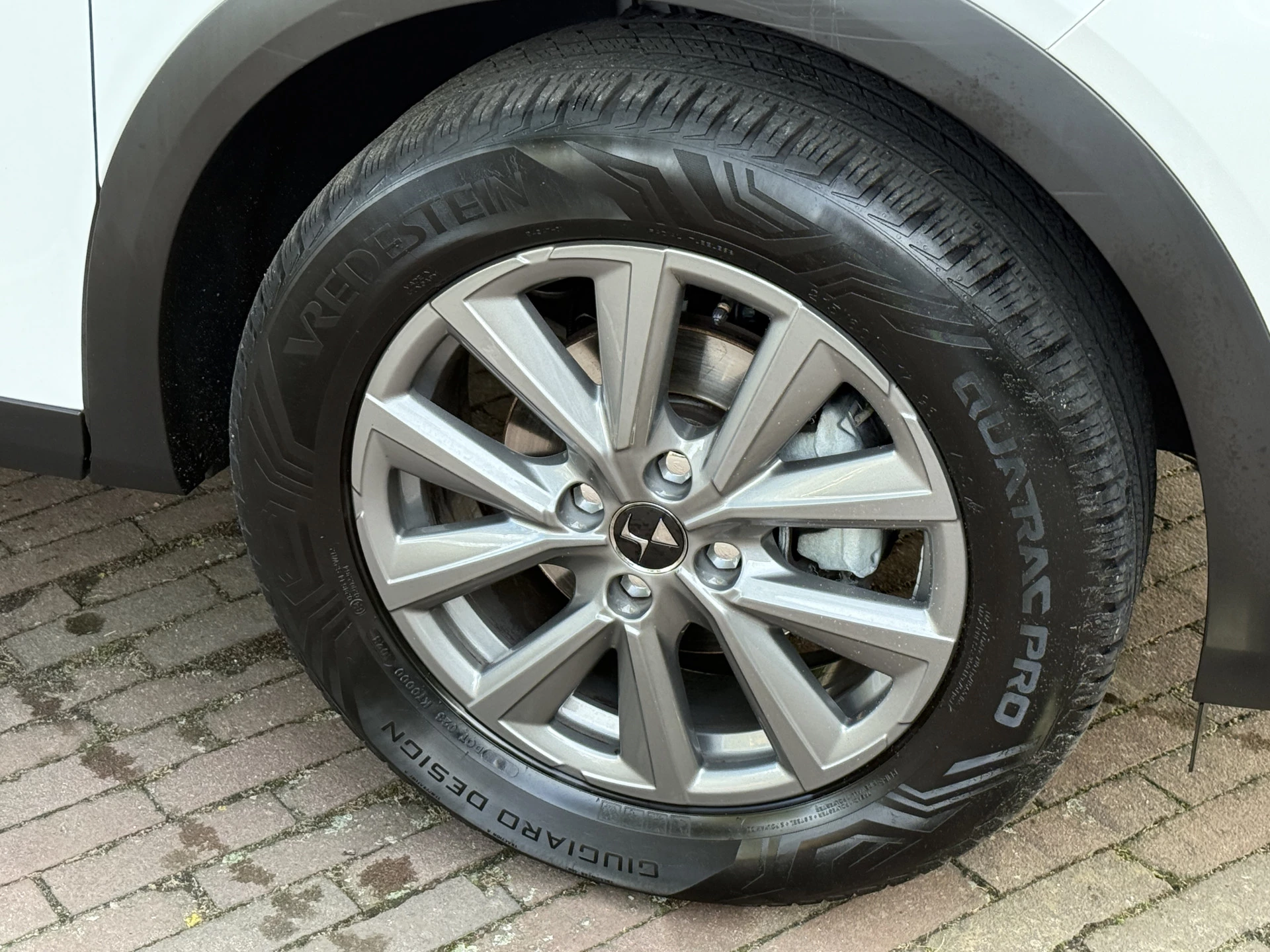 Hoofdafbeelding DS DS 3