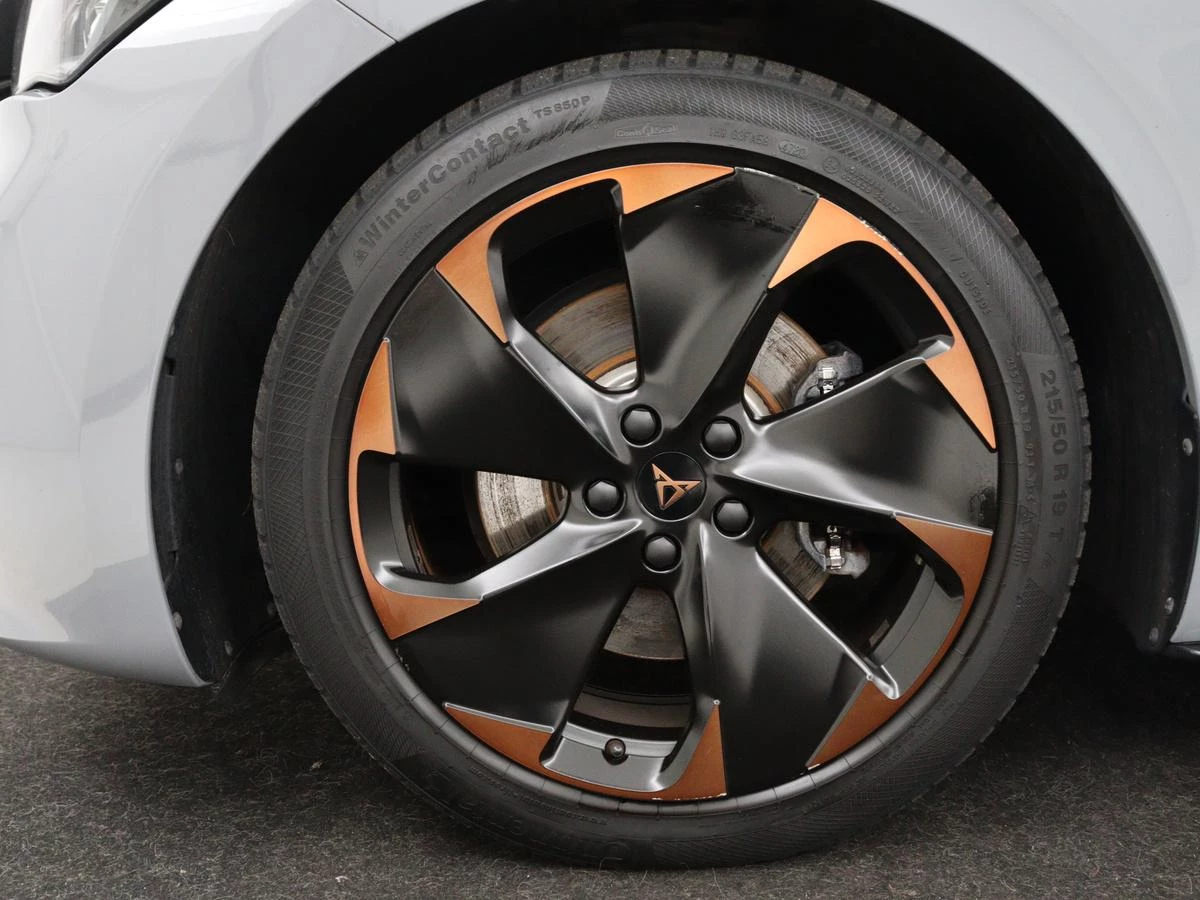 Hoofdafbeelding CUPRA Born