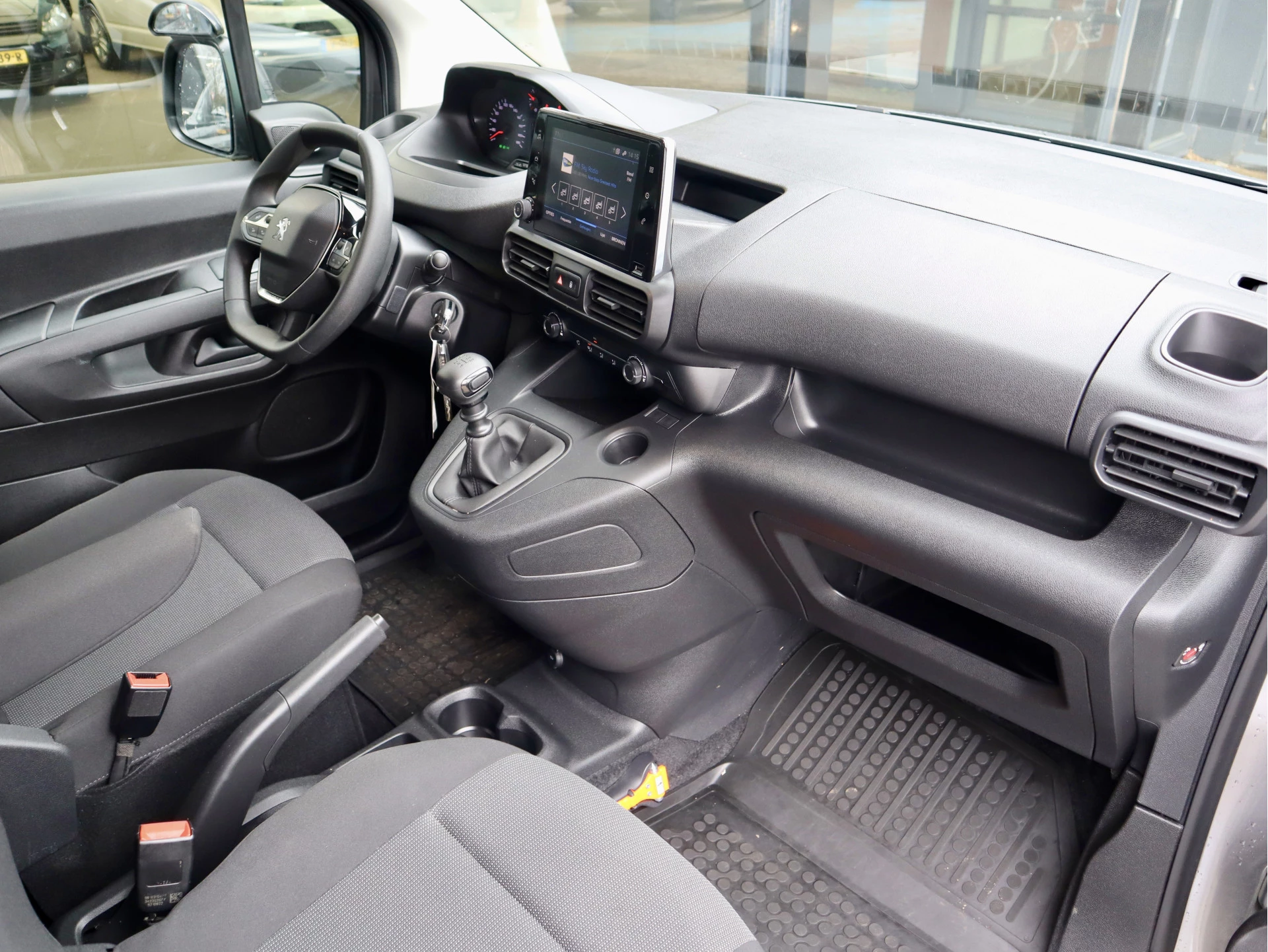 Hoofdafbeelding Peugeot Partner