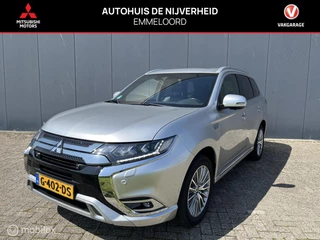 Hoofdafbeelding Mitsubishi Outlander Mitsubishi Outlander 2.4 PHEV Instyle|trekhaak|zonnedak|leer