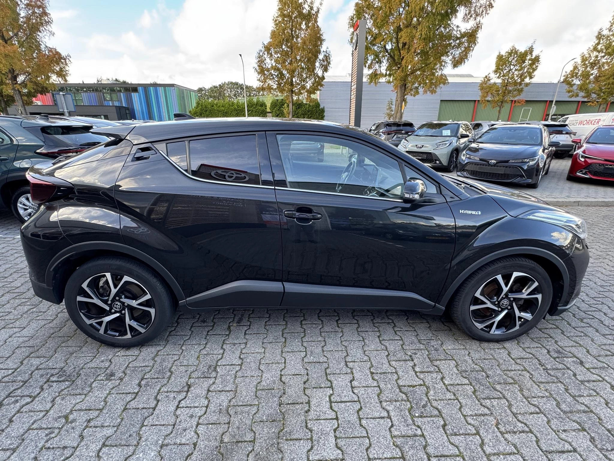 Hoofdafbeelding Toyota C-HR
