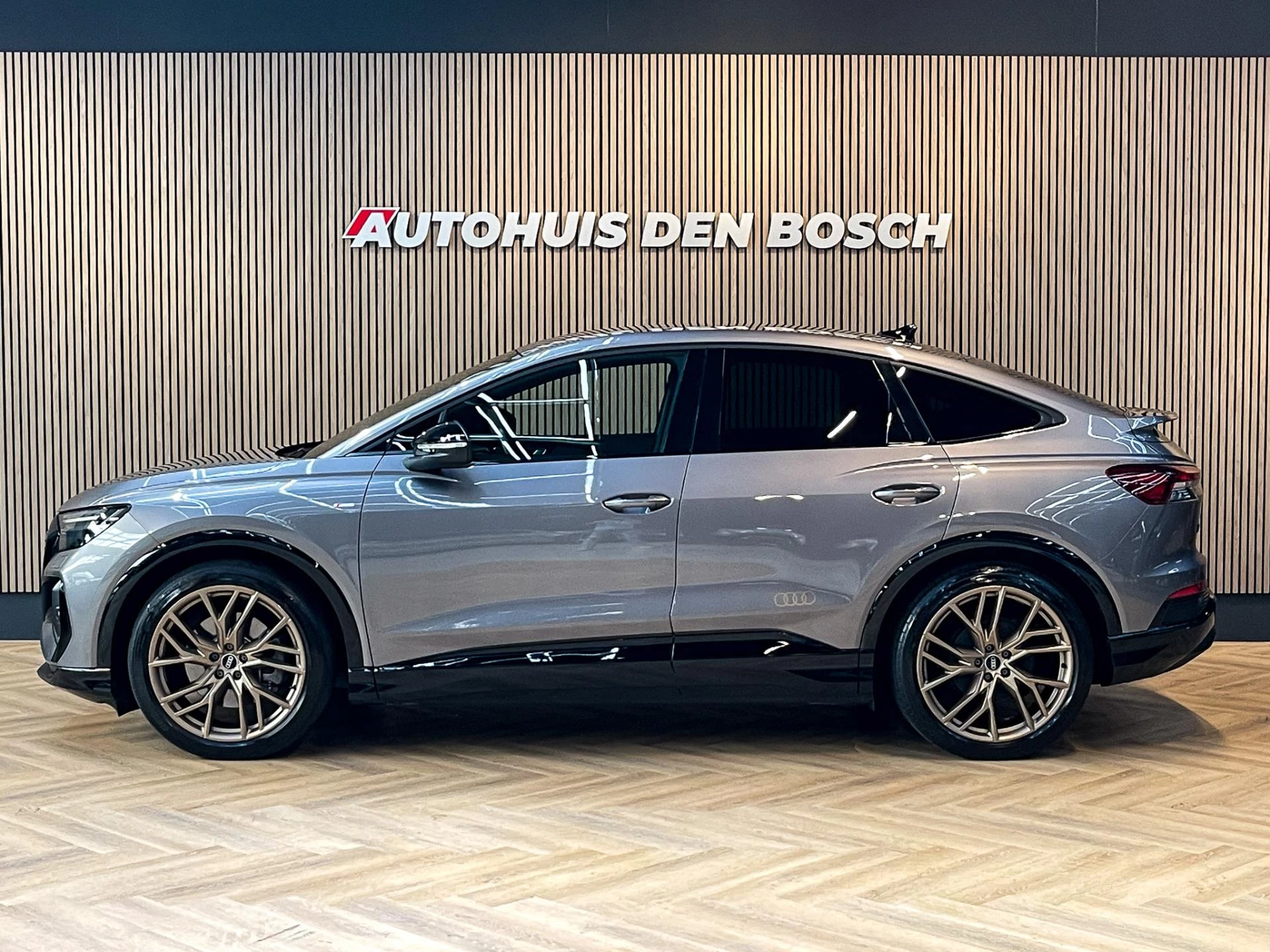 Hoofdafbeelding Audi Q4 e-tron