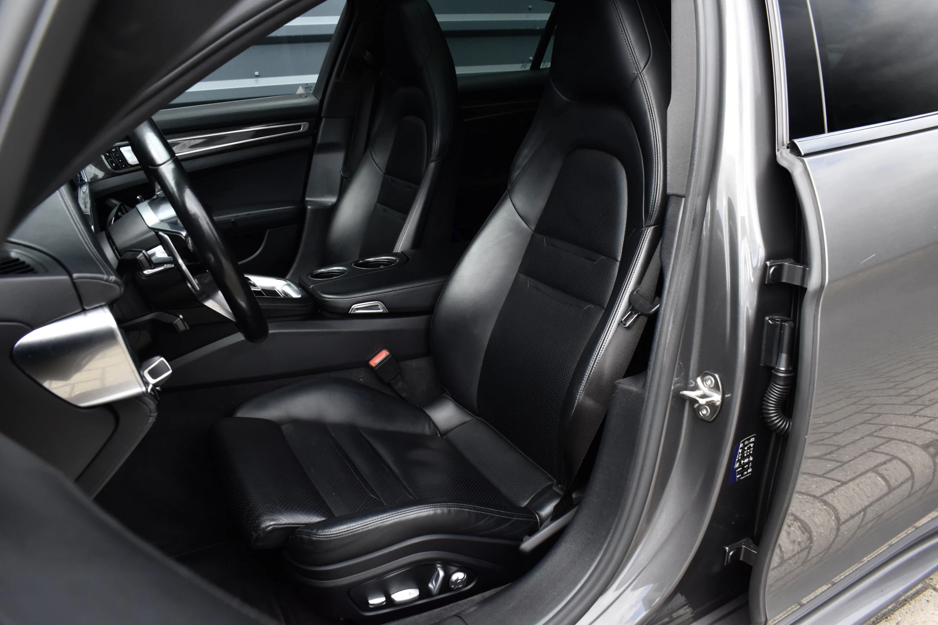 Hoofdafbeelding Porsche Panamera