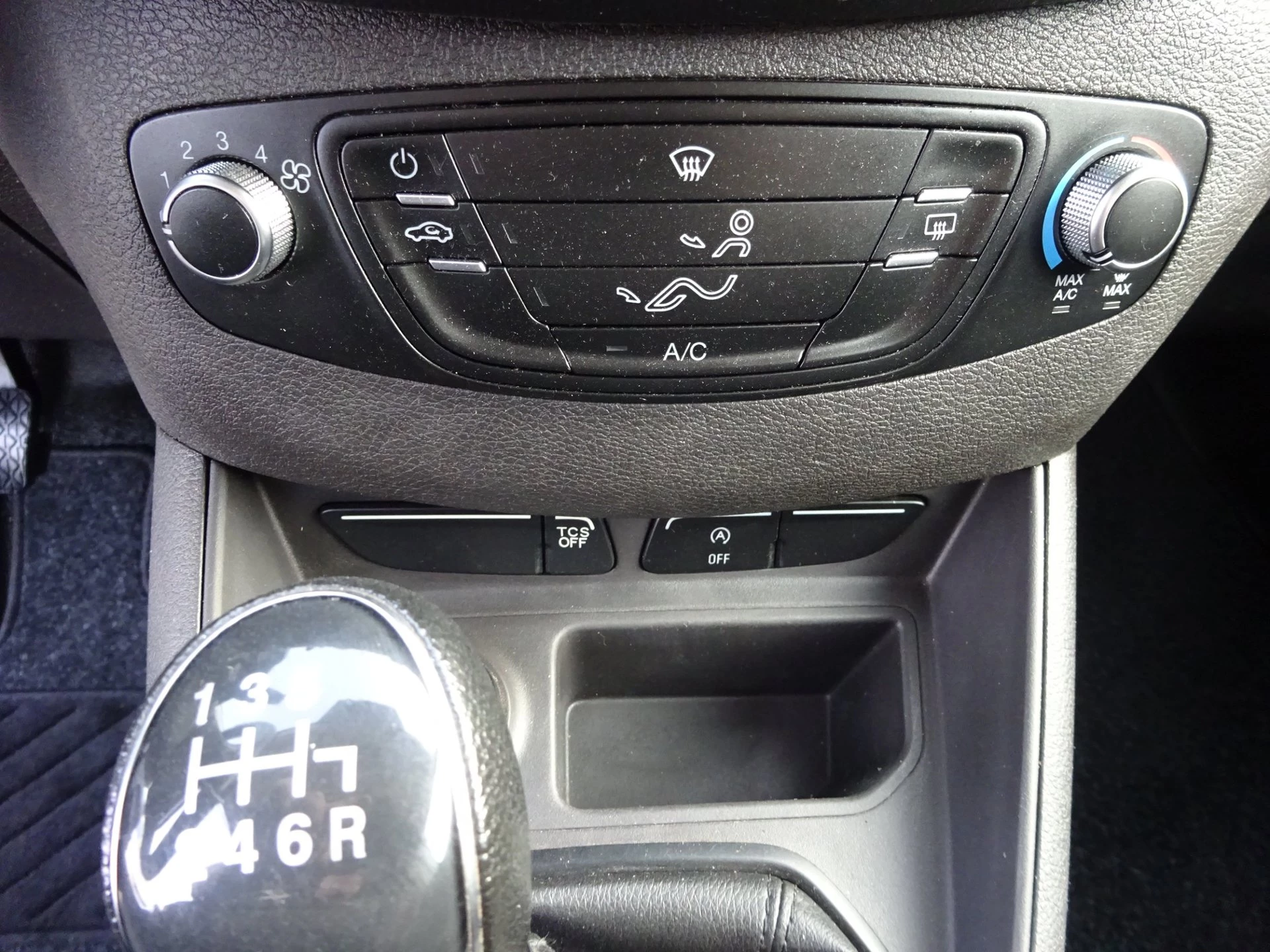 Hoofdafbeelding Ford Transit Courier