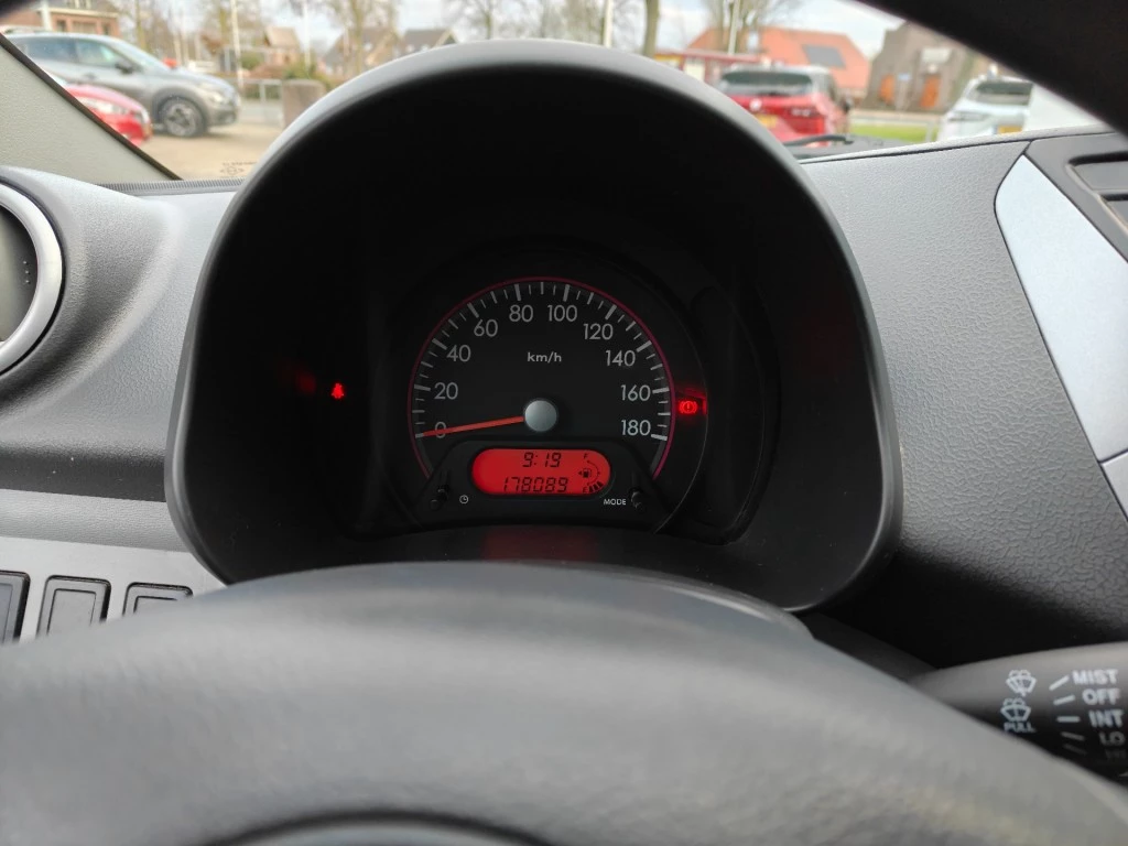 Hoofdafbeelding Nissan Pixo