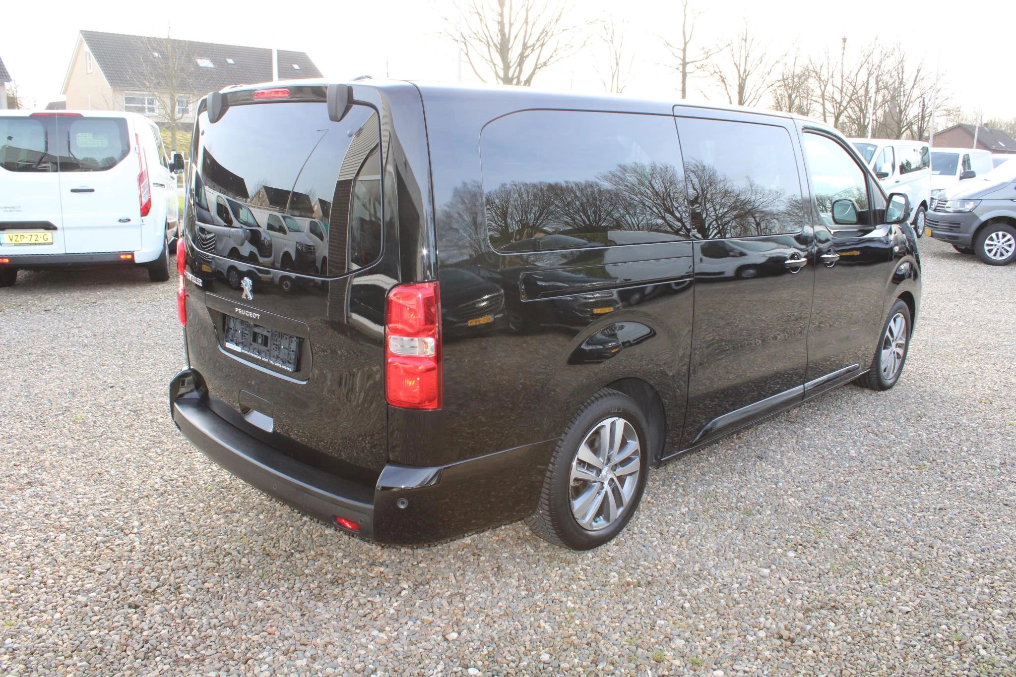 Hoofdafbeelding Peugeot e-Traveller