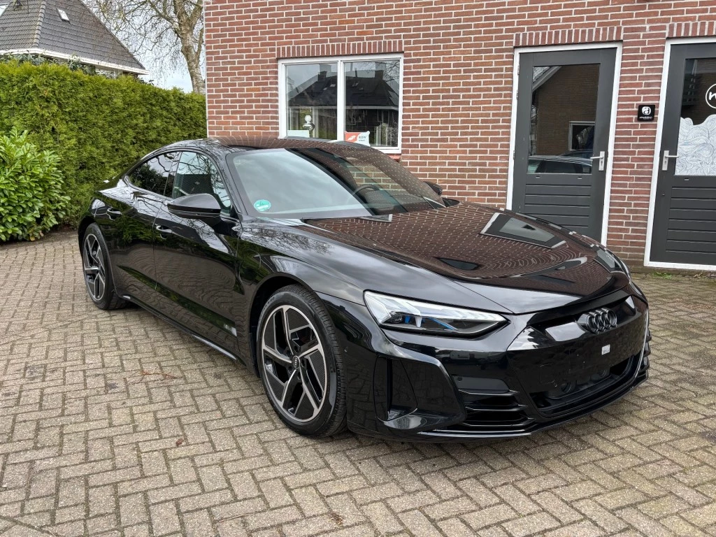 Hoofdafbeelding Audi e-tron GT