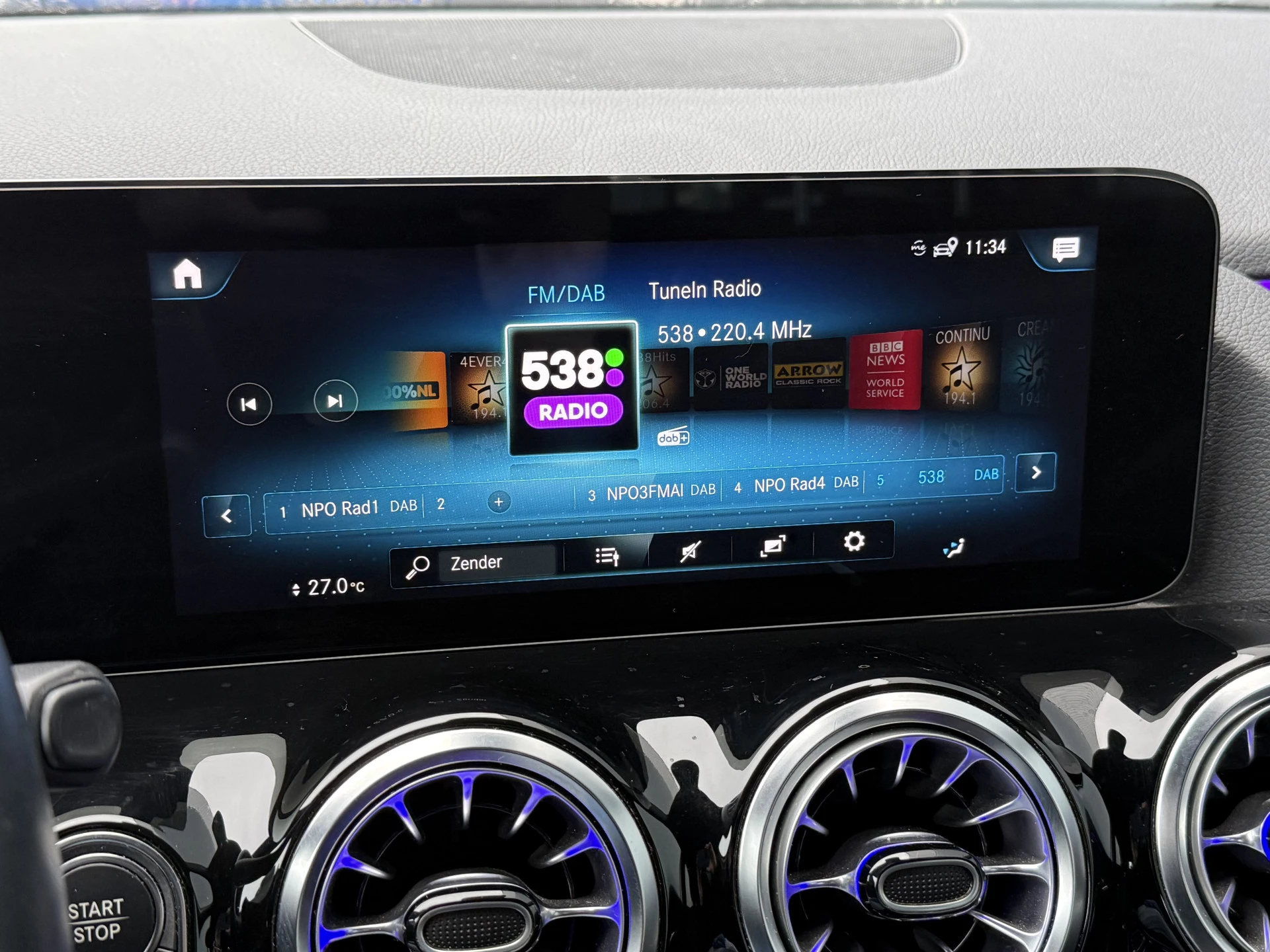 Hoofdafbeelding Mercedes-Benz EQA