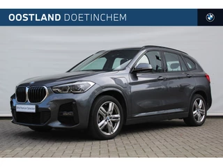 Hoofdafbeelding BMW X1 BMW X1 xDrive25e Executive M Sport Automaat / Sportstoelen / Stoelverwarming / LED / Cruise Control / Verwarmd stuurwiel / PDC achter