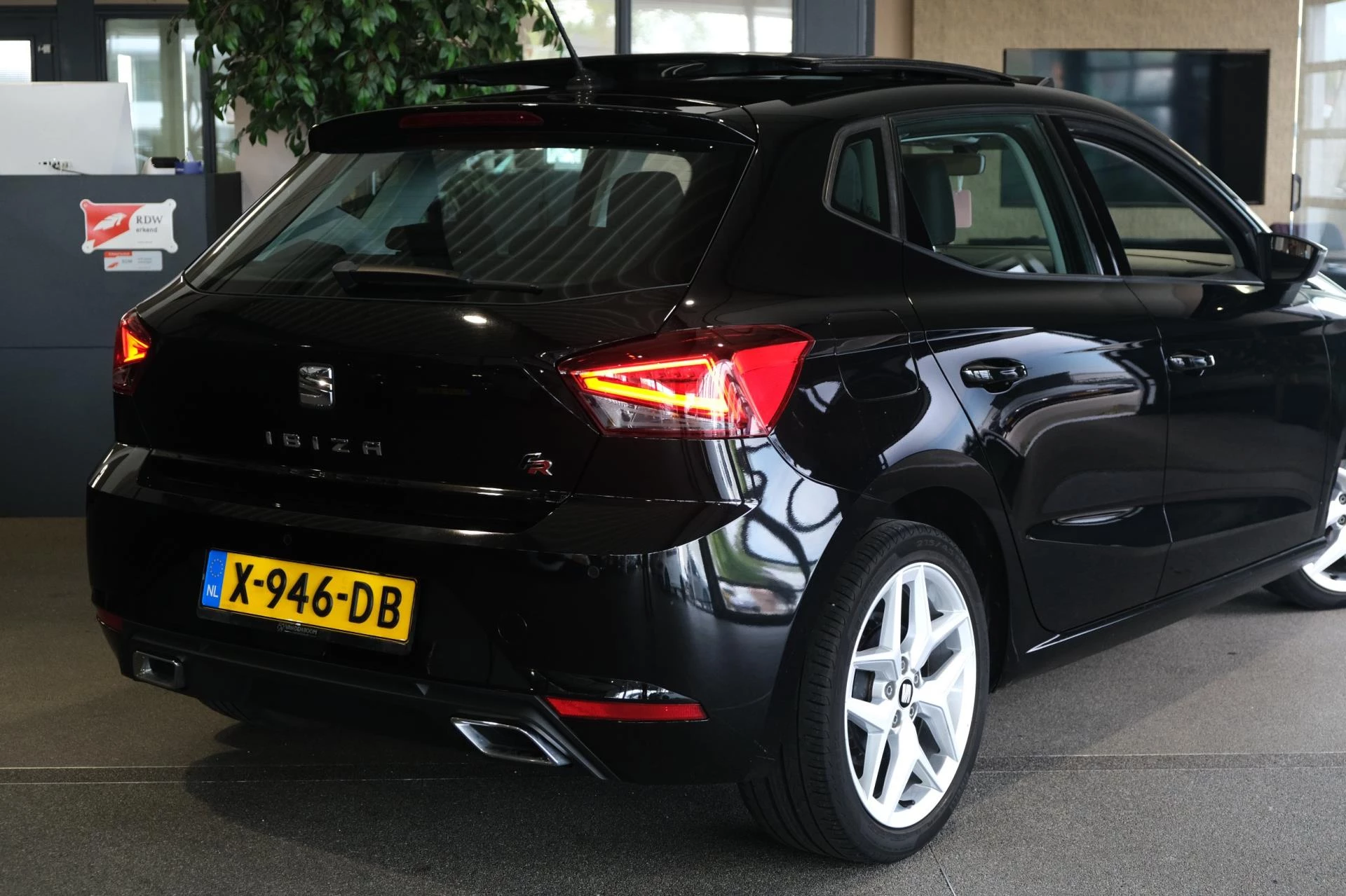Hoofdafbeelding SEAT Ibiza