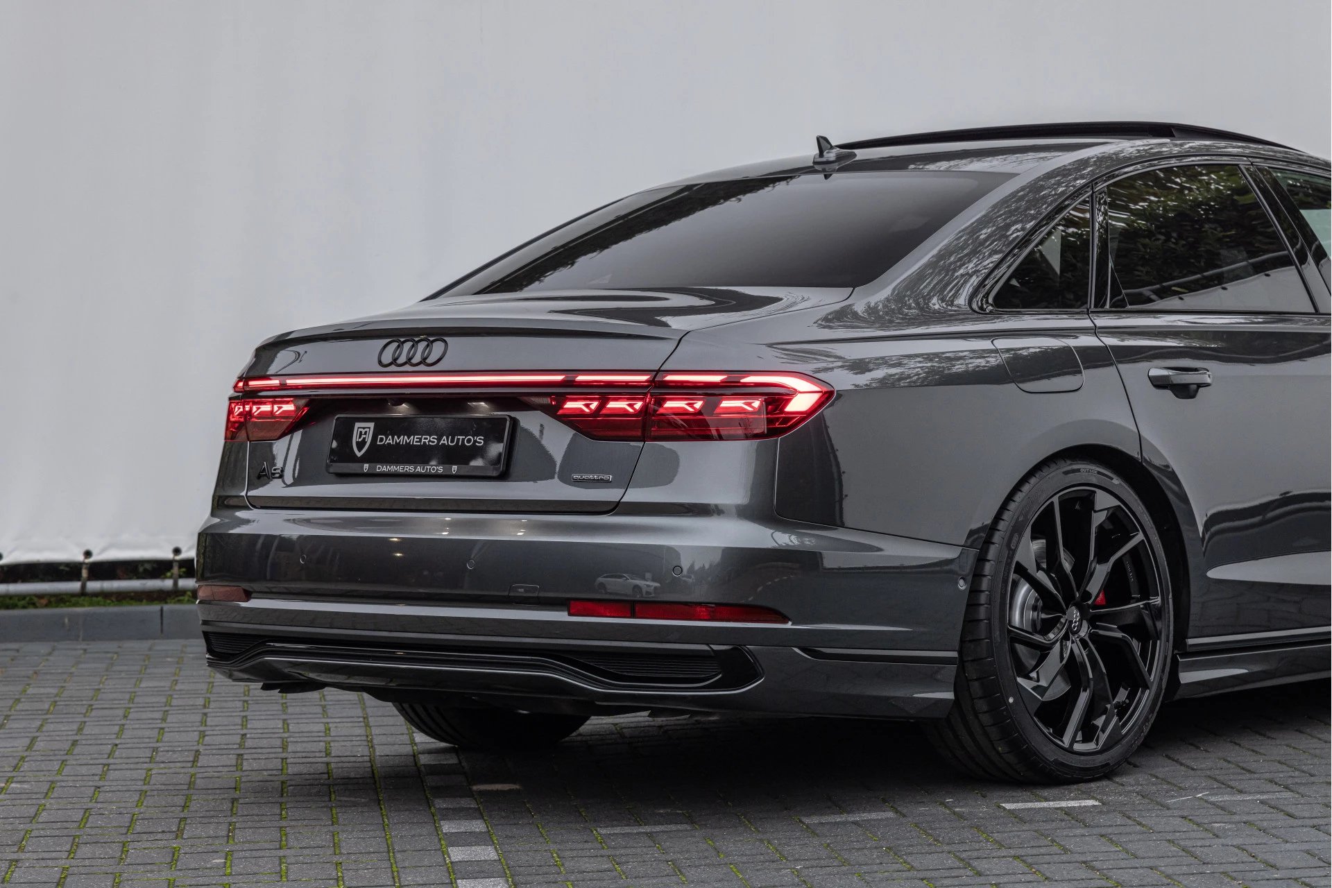 Hoofdafbeelding Audi A8