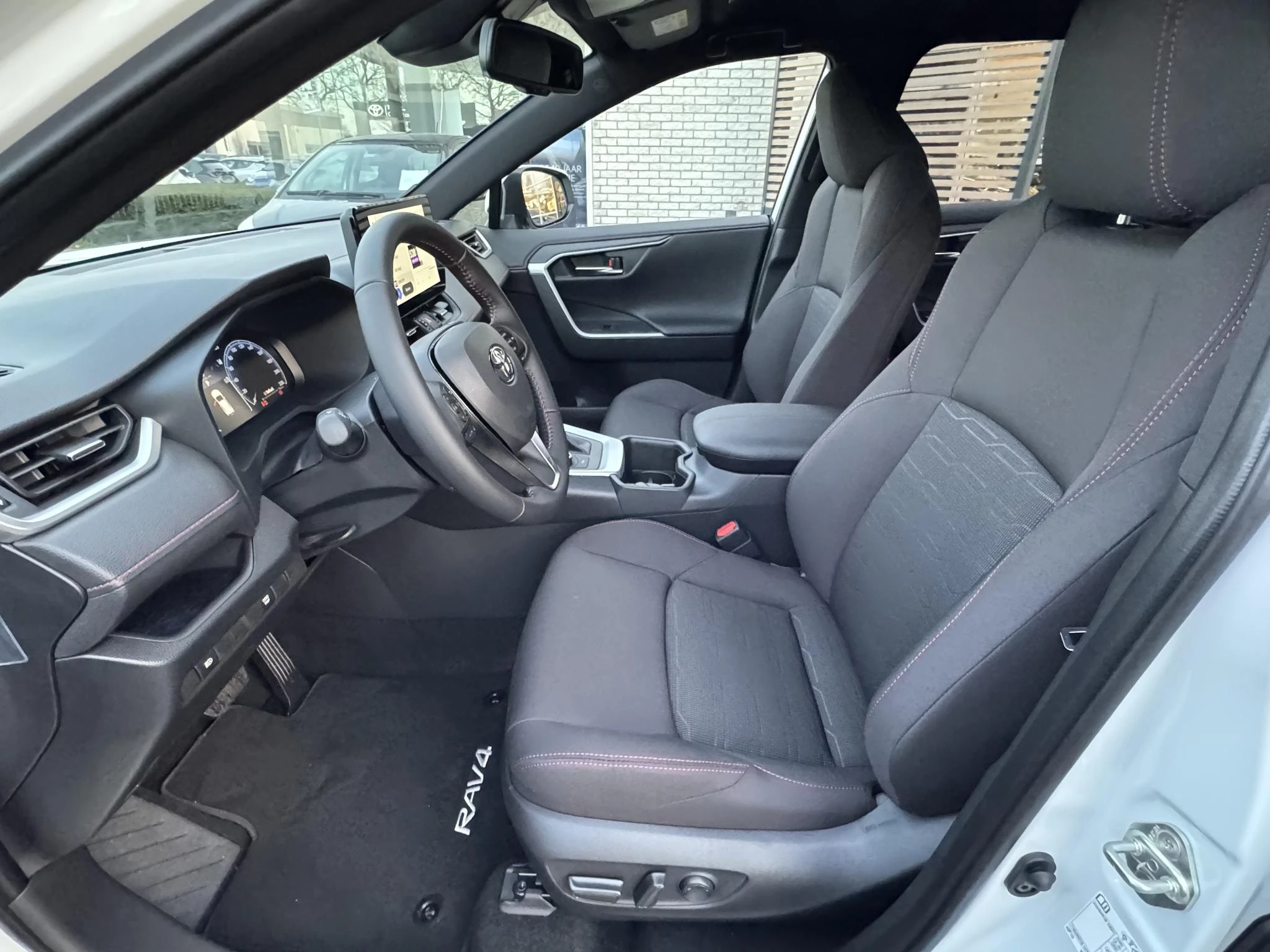 Hoofdafbeelding Toyota RAV4