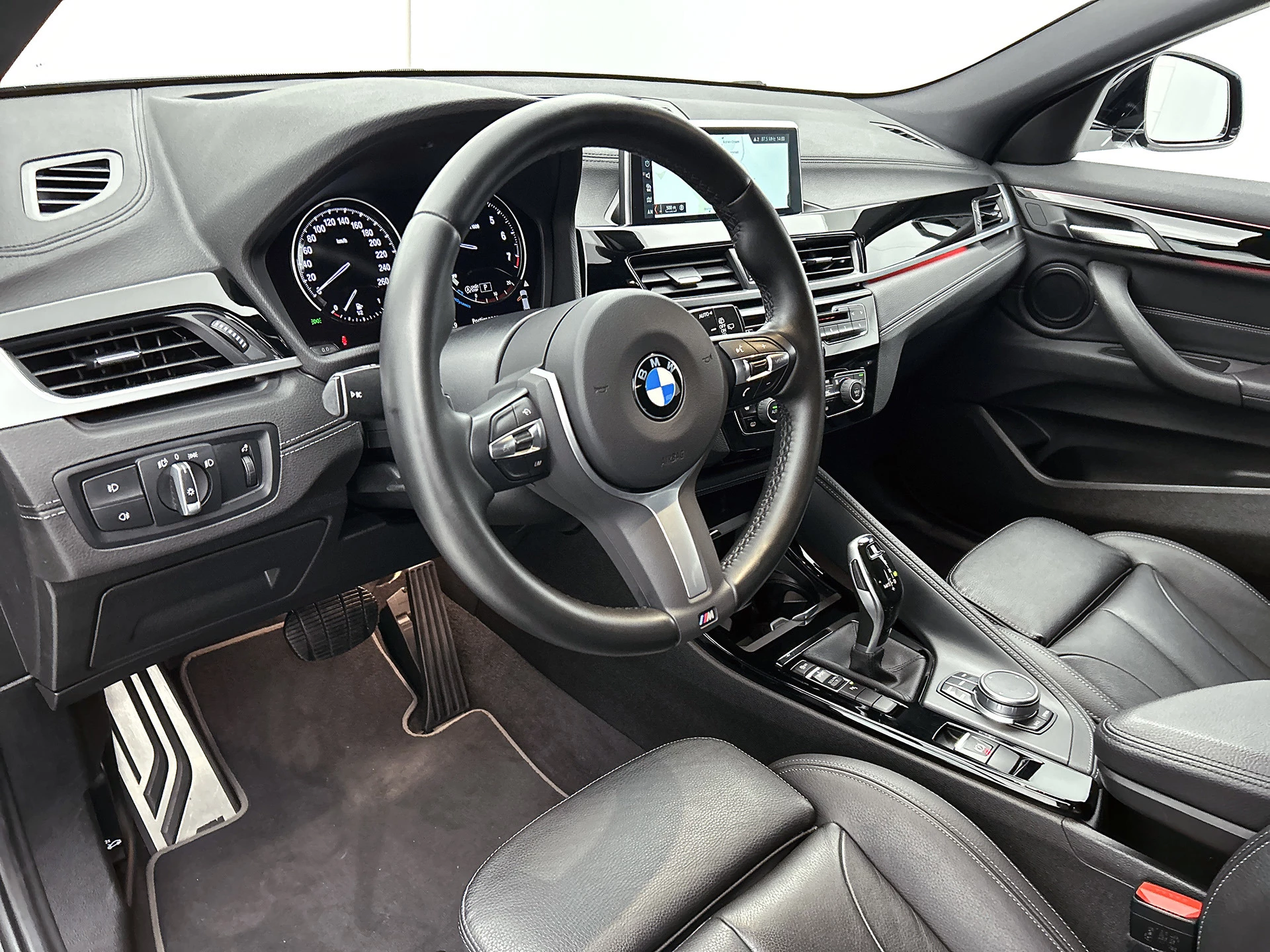 Hoofdafbeelding BMW X2