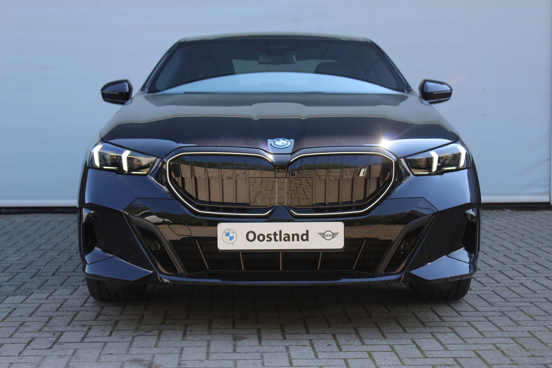 Hoofdafbeelding BMW i5