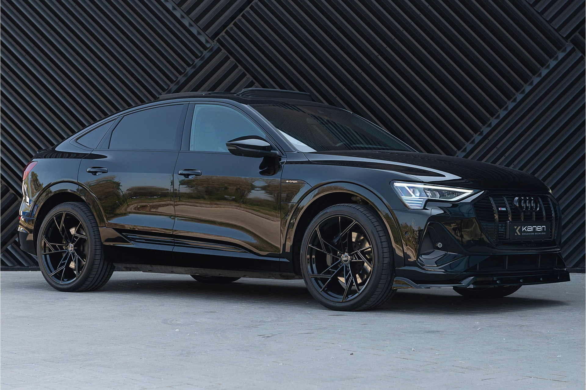Hoofdafbeelding Audi e-tron