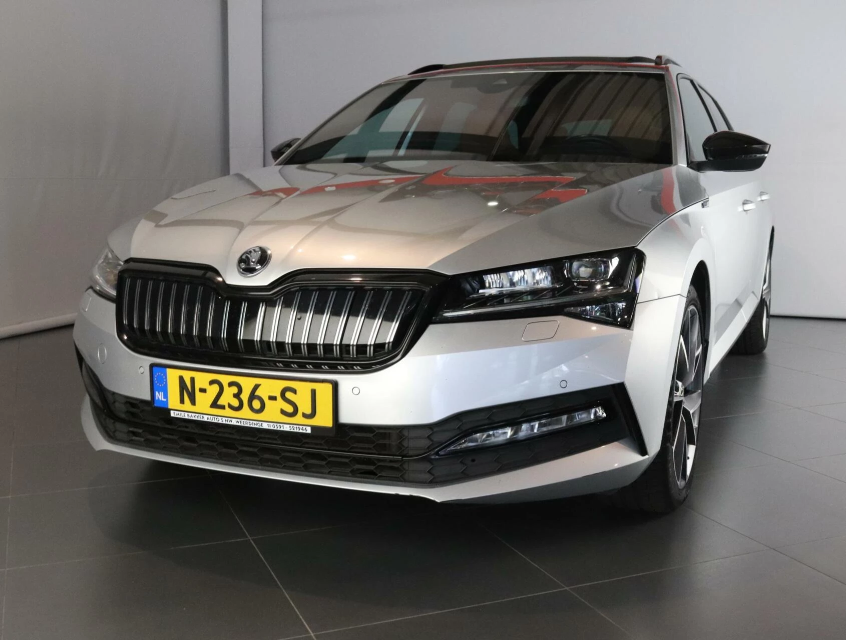 Hoofdafbeelding Škoda Superb