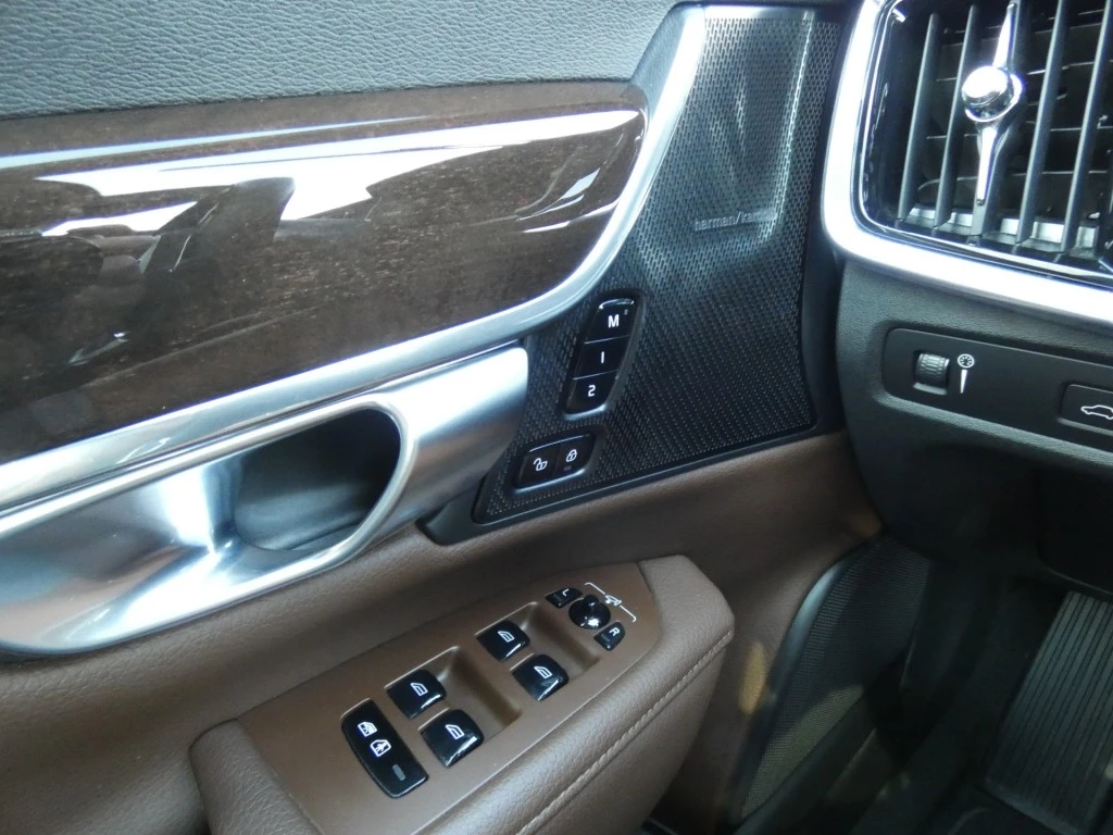 Hoofdafbeelding Volvo V90