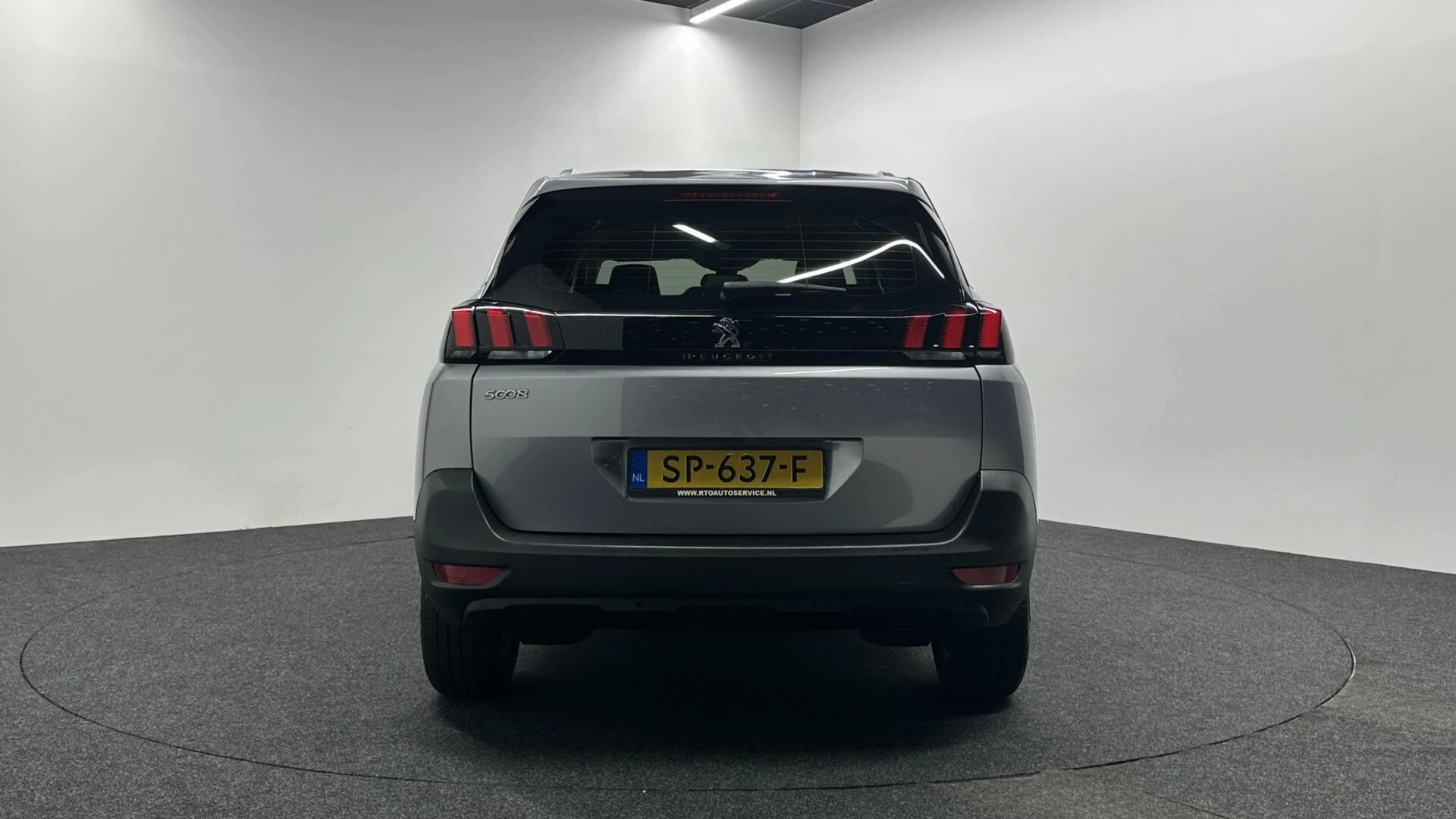 Hoofdafbeelding Peugeot 5008